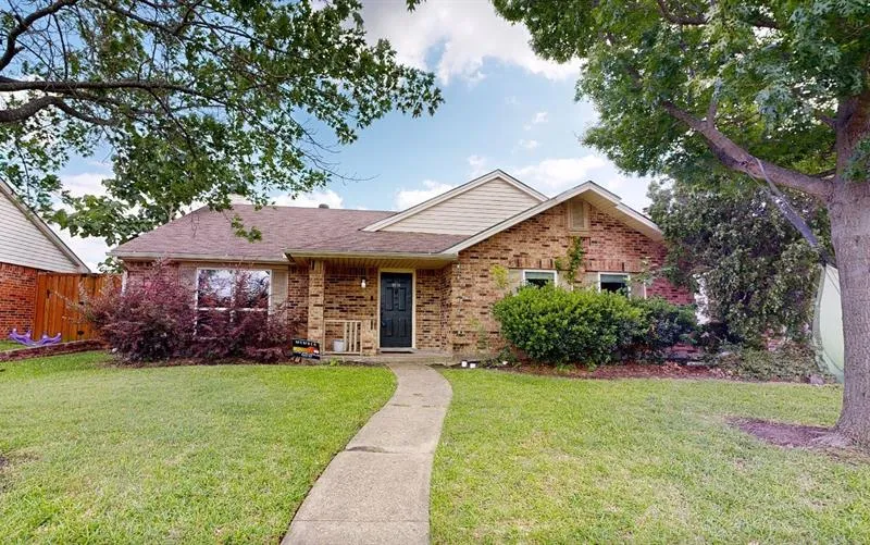 9114 Denver Street, Rowlett TX 75088
