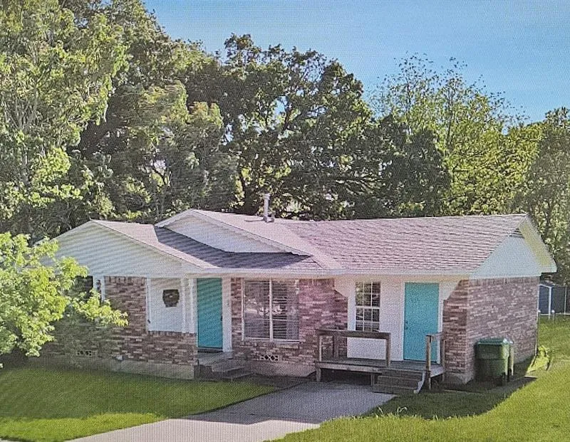 2017 Shawnee Street, Denton TX 76209