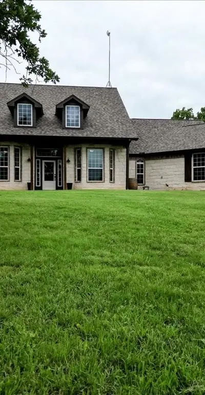 318 E Lone Star Road, Poolville TX 76487