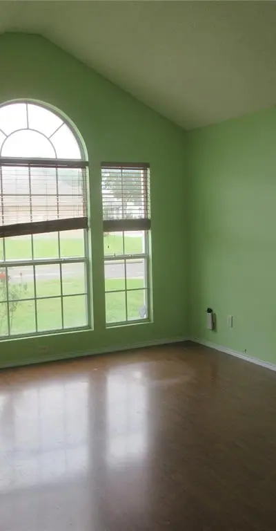 214 Westbrook Drive, Arlington TX 76002 - Photo 4