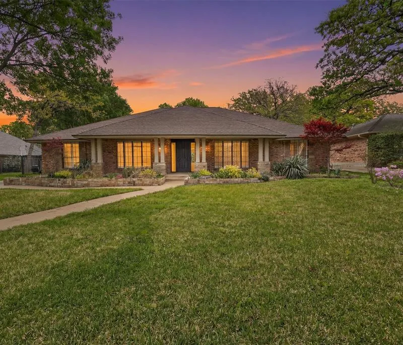 4915 Cross Creek Court, Arlington TX 76017