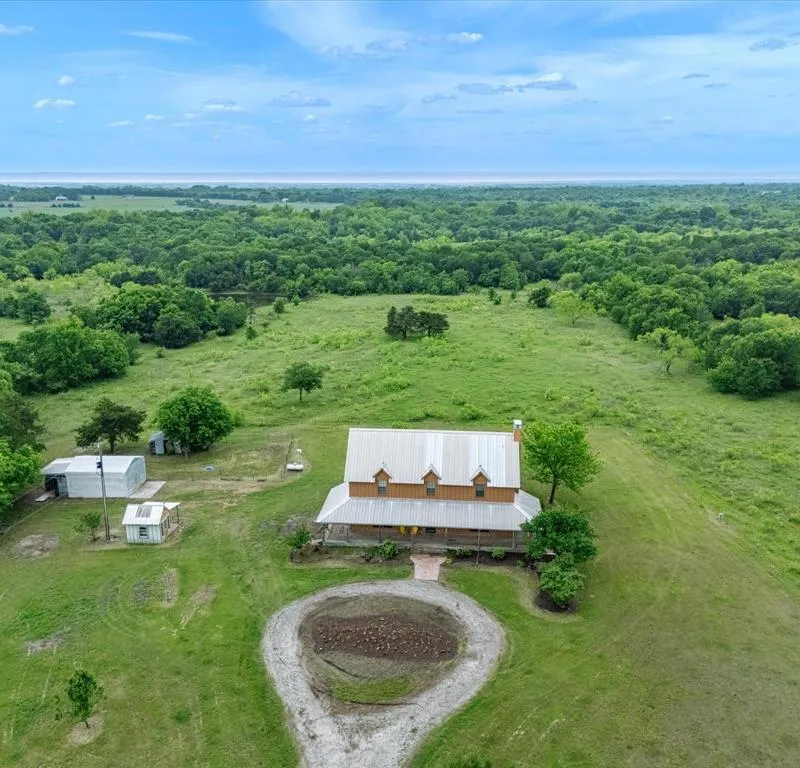 750 Lyons Road, Ennis TX 75119
