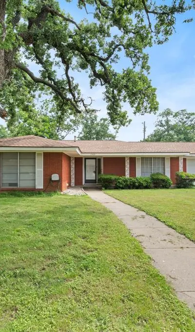2300 SE 9th Street, Mineral Wells TX 76067