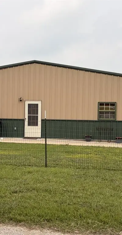 1746 CR 4522, Decatur TX 76234 - Photo 2