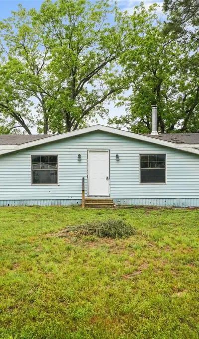 2300 Pecan Valley, Cleburne TX 76031