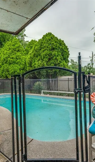 1616 Country Manor Road, Fort Worth TX 76134 - Photo 4