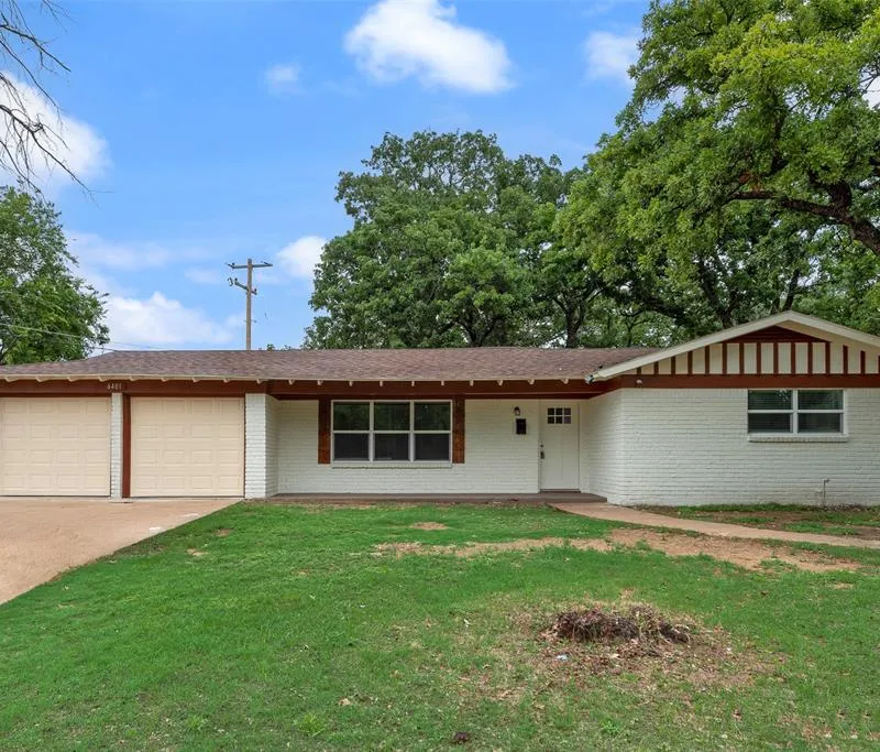 6401 Normandy Road, Fort Worth TX 76112
