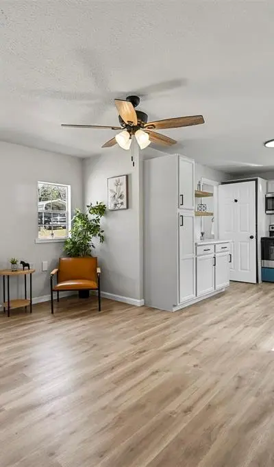 88 Live Oak Street, Alvarado TX 76009