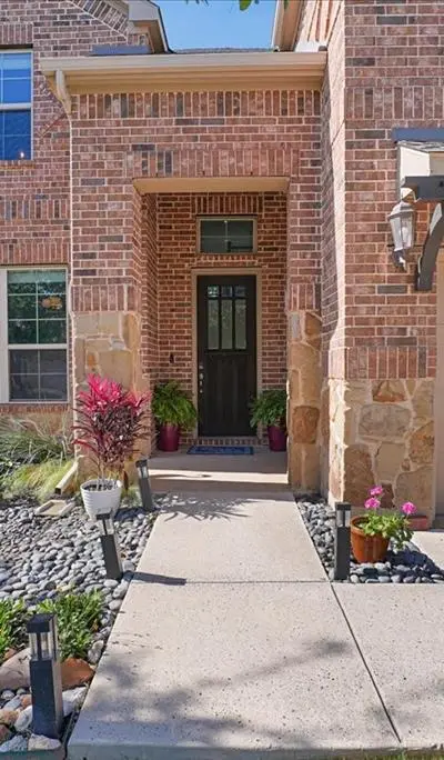 2202 Stanhill Drive, Corinth TX 76210 - Photo 2