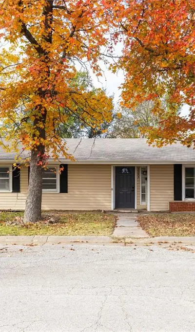 2503 Bois D Arc Street, Commerce TX 75428
