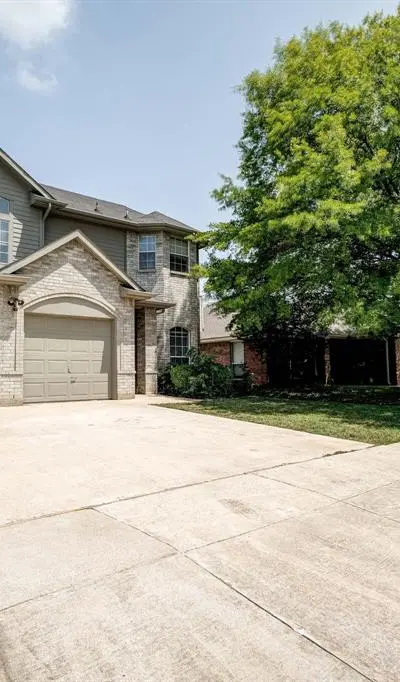 9049 Elbe Trail, Fort Worth TX 76118 - Photo 2