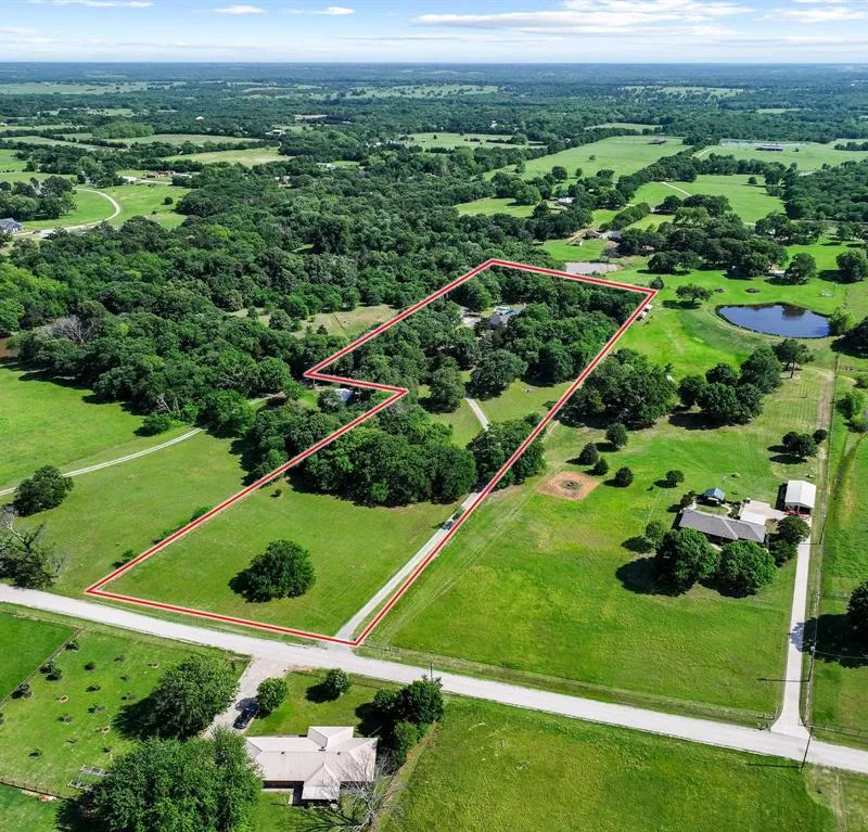 232 Magnus Road, Denison TX 75021