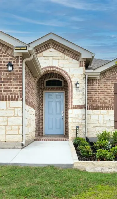 1041 N Churchill Drive, Fate TX 75189 - Photo 2