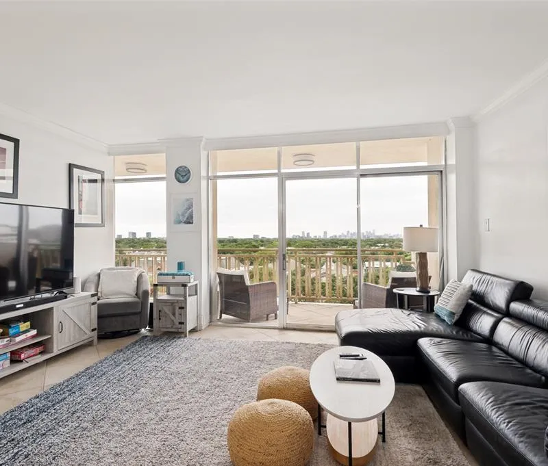 6211 W Northwest Highway # 803, Dallas TX 75225