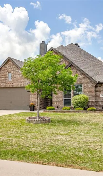 111 Saddle Ridge, Godley TX 76044 - Photo 3