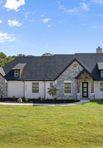 2057 Glenhollow Drive, Weatherford TX 76088