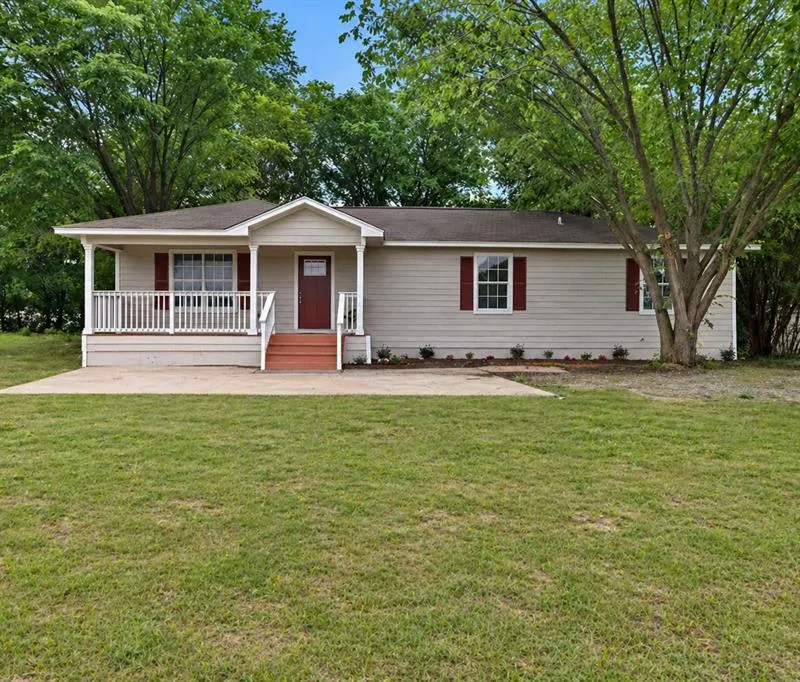 268 Tweedy Bird Lane, Whitewright TX 75491