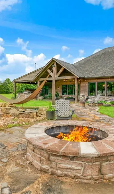 3929 County Road 42350, Reno TX 75462