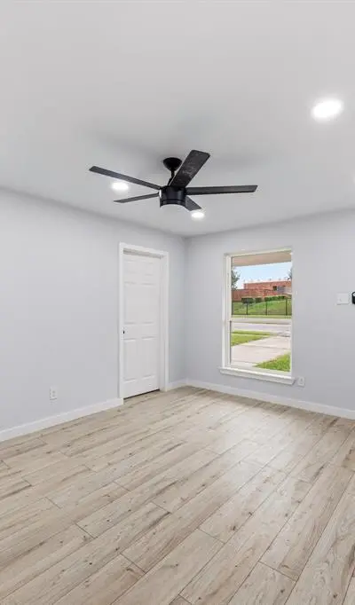 3842 Soft Wind Drive, Dallas TX 75241 - Photo 5