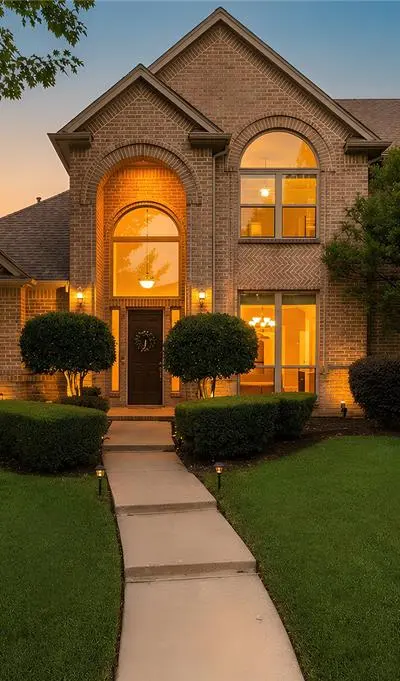 8105 Thornwood Drive, North Richland Hills TX 76182