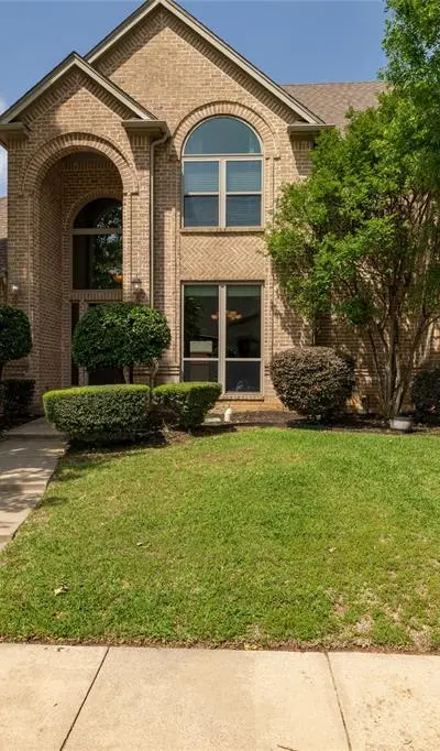 8105 Thornwood Drive, North Richland Hills TX 76182 - Photo 2