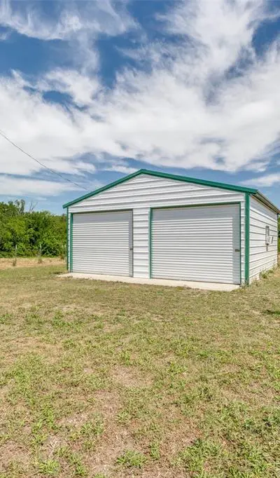 843 County Road 4900, Trenton TX 75490 - Photo 3