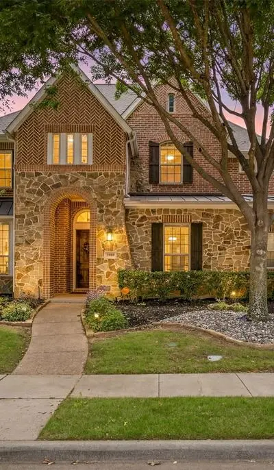 1005 High Hawk Trail, Euless TX 76039