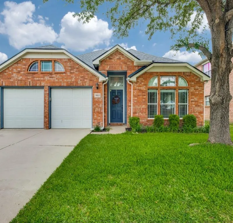 9013 Yosemite Trail, Cross Roads TX 76227