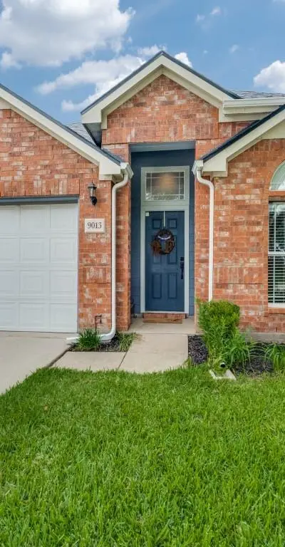 9013 Yosemite Trail, Cross Roads TX 76227 - Photo 2