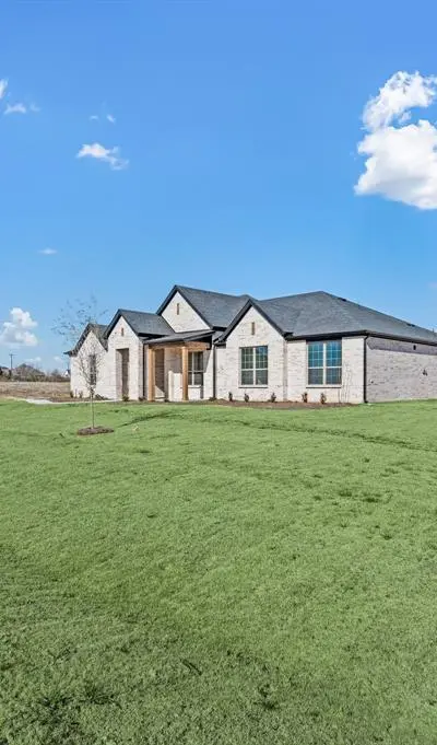 220 Basalt Lane, Reno TX 76020 - Photo 2