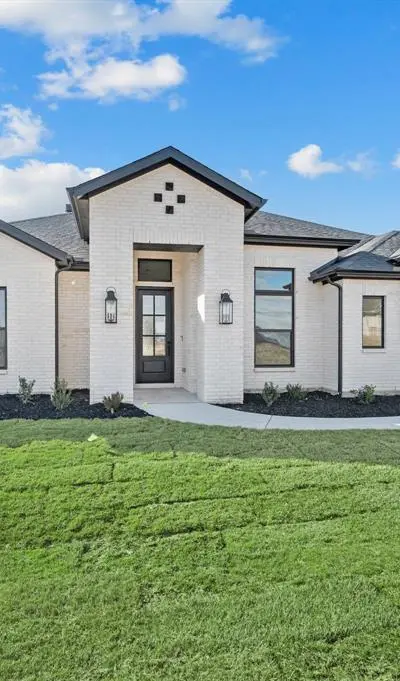 412 Caprock Lane, Reno TX 76020