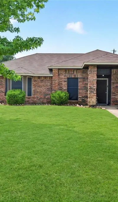 2511 Hollow Bend, Mesquite TX 75150