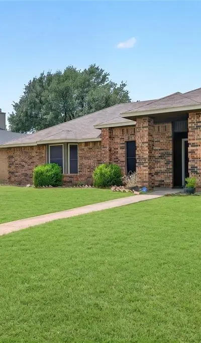 2511 Hollow Bend, Mesquite TX 75150 - Photo 2