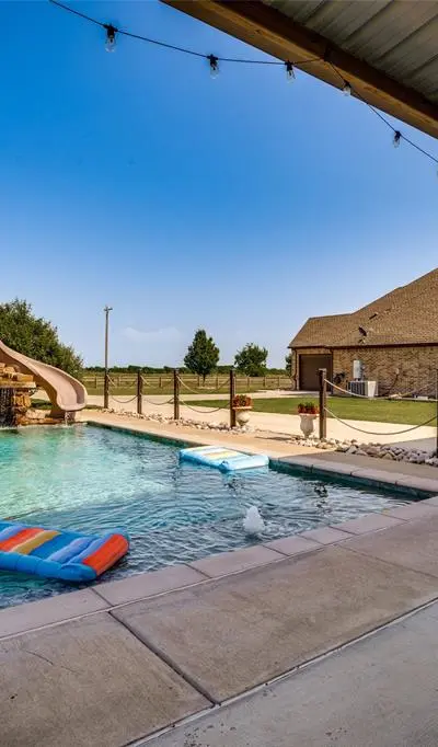 2785 George Owens Road, Ponder TX 76259 - Photo 3