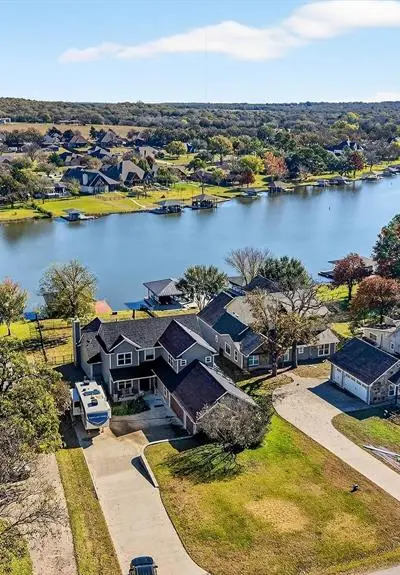 114 Blackfoot Trail, Lake Kiowa TX 76240 - Photo 3