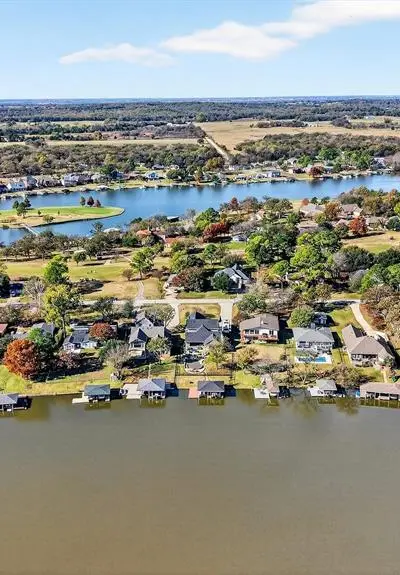 114 Blackfoot Trail, Lake Kiowa TX 76240 - Photo 5