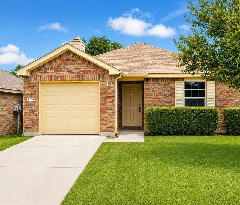 1103 Warrior Drive, Dallas TX 75253