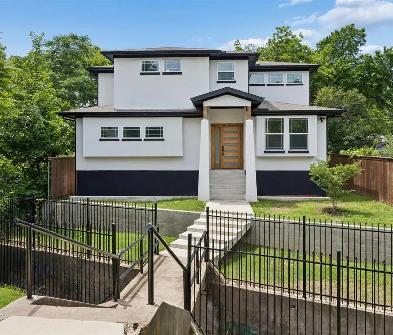 1011 S Waverly Drive, Dallas TX 75208