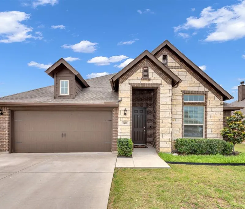 1418 Wagon Wheel Way, Krum TX 76249