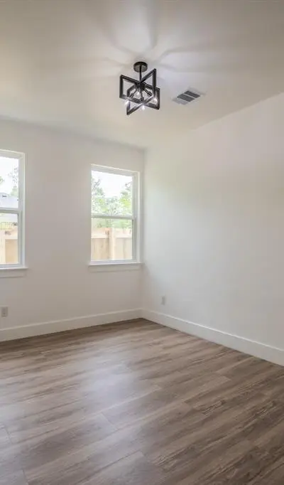 103 Ross Street W, Sulphur Springs TX 75482 - Photo 5
