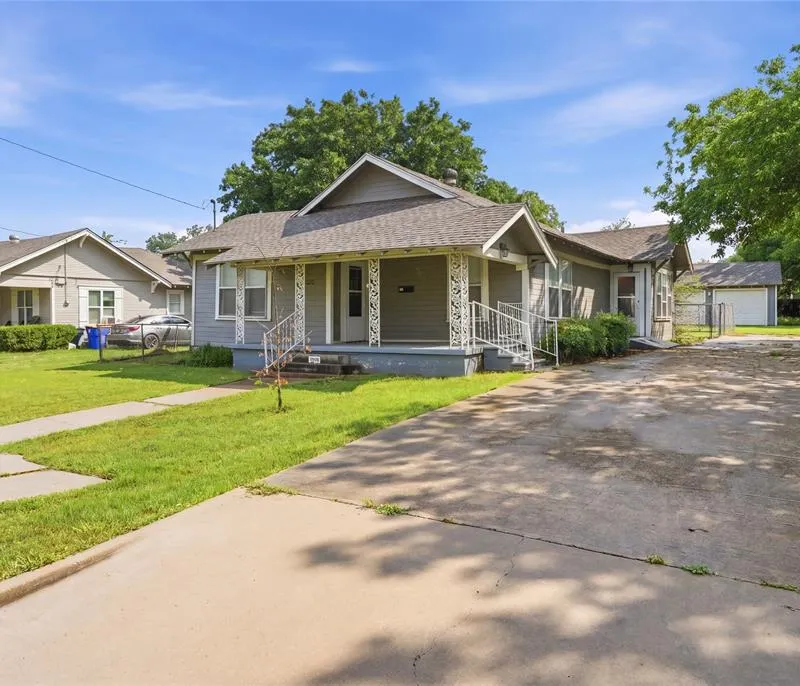 609 E Elm Street, Hillsboro TX 76645