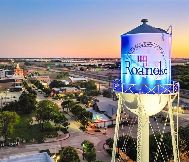 204 N Pine Street, Roanoke TX 76262