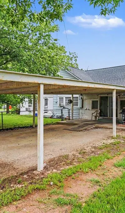 506 Woodard Avenue, Cleburne TX 76033