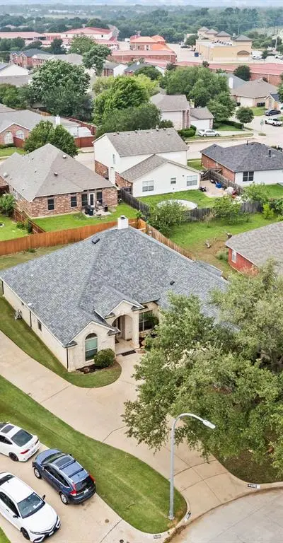 2861 Harvard Court, Fort Worth TX 76118 - Photo 2