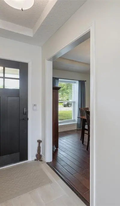 3916 Spring Hollow Drive, Carrollton TX 75007 - Photo 5