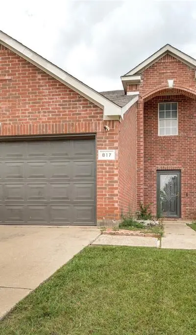 817 Pryor Drive, Arlington TX 76001