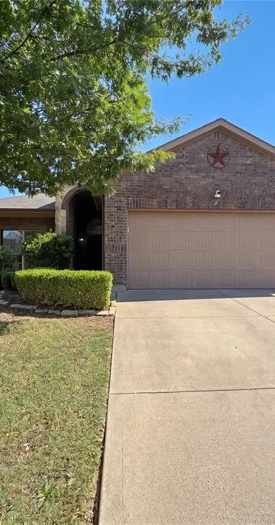 12817 Breckenridge Court, Fort Worth TX 76177