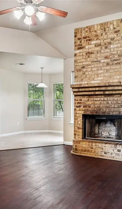 106 Owen Way, Waxahachie TX 75165 - Photo 2