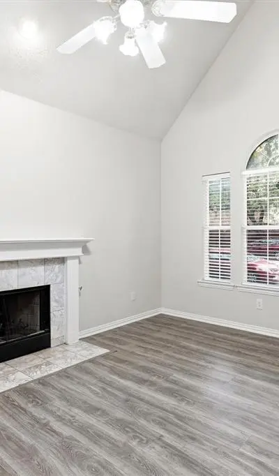 306 Santa Fe Trail, Irving TX 75063 - Photo 2