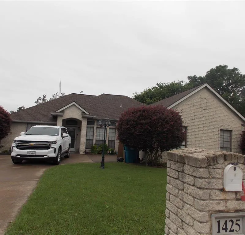 1425 Nottingham Drive, Kaufman TX 75142